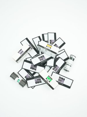 FILM POUCH