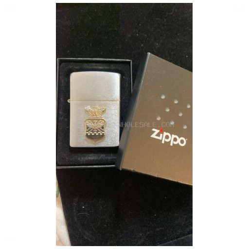 041689105808 ZIPPO 280ARM REG EMB-ARMY - Image 1