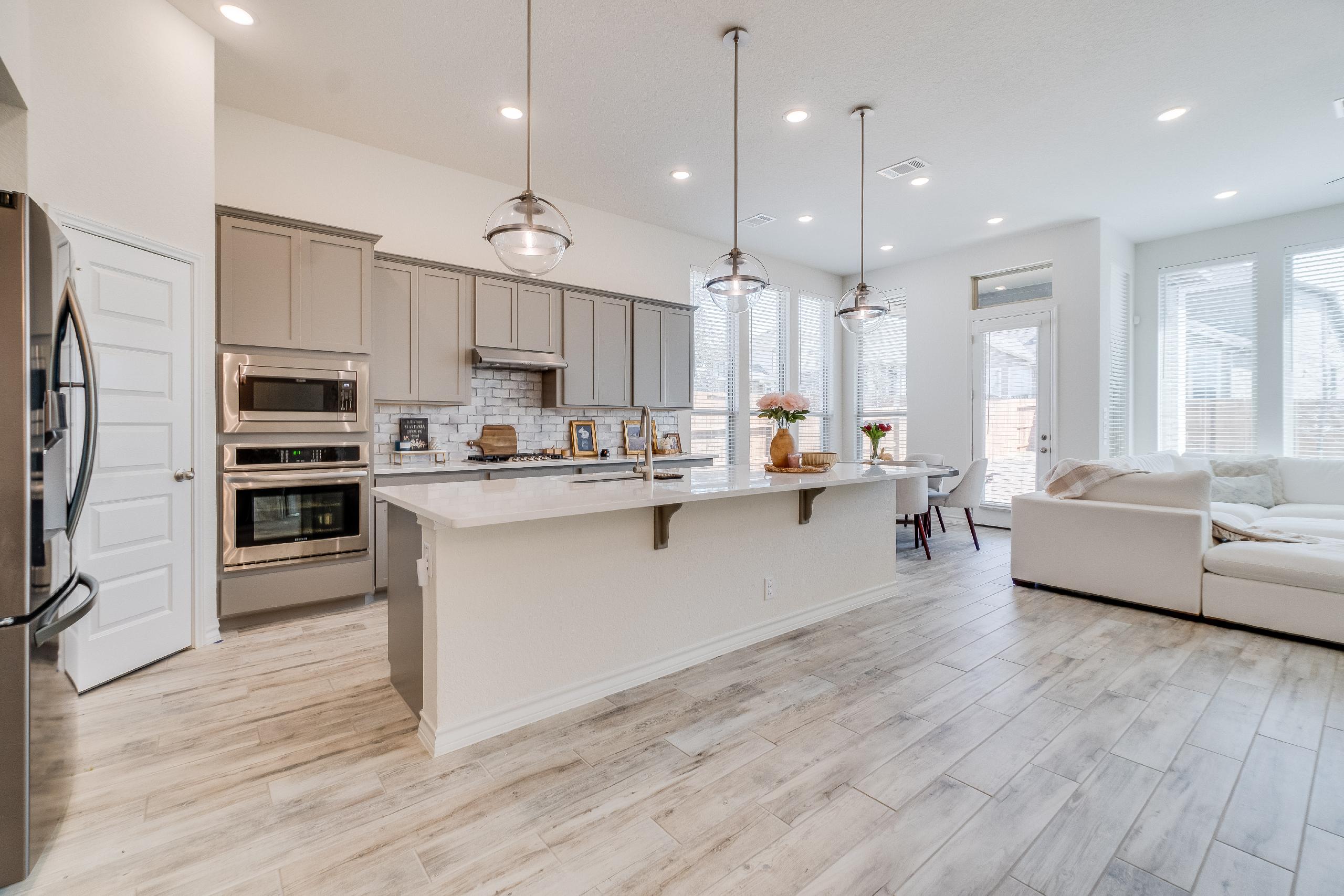 What is my home worth? Background Image