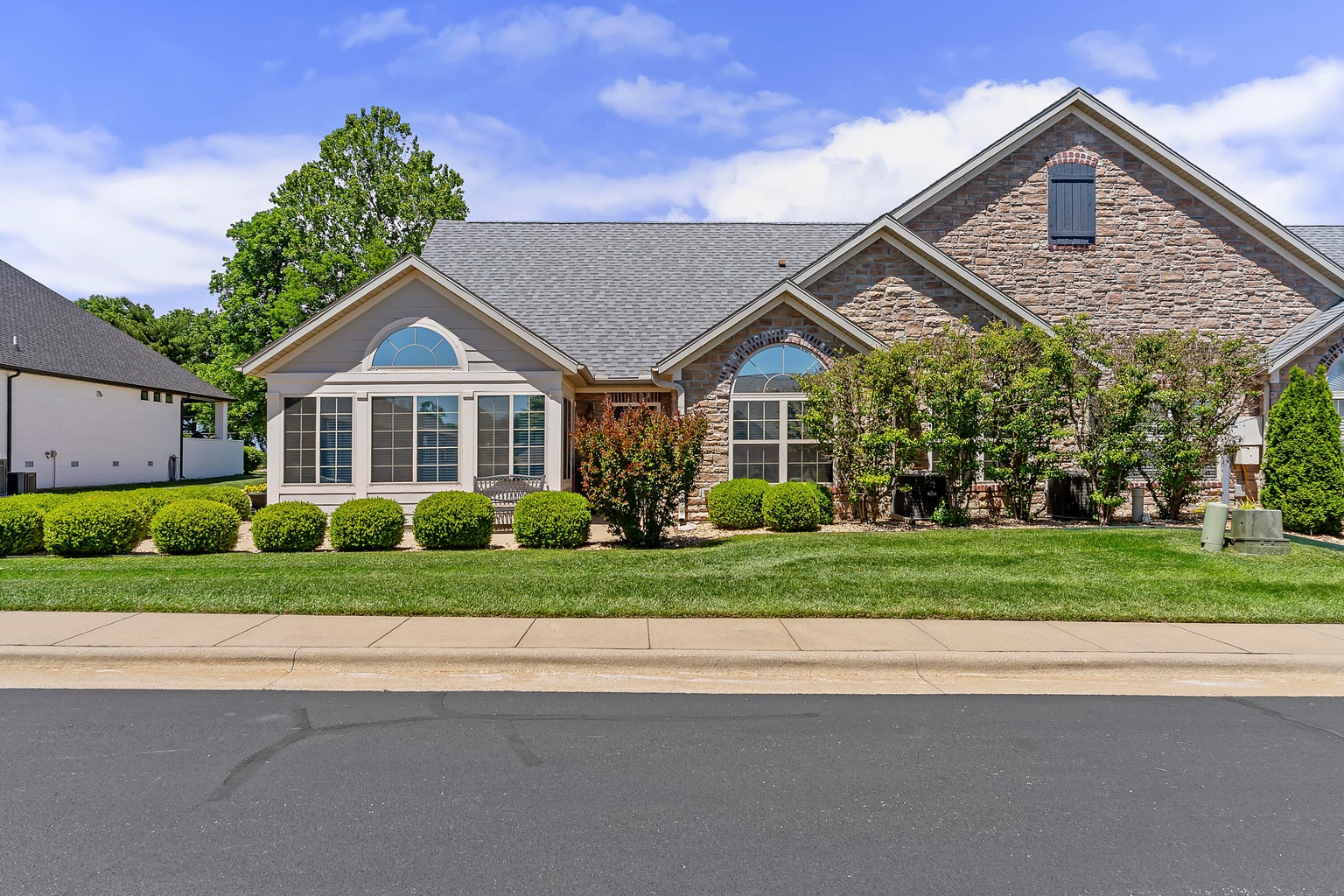 Springfield Real Estate Lifestyle Photo 03
