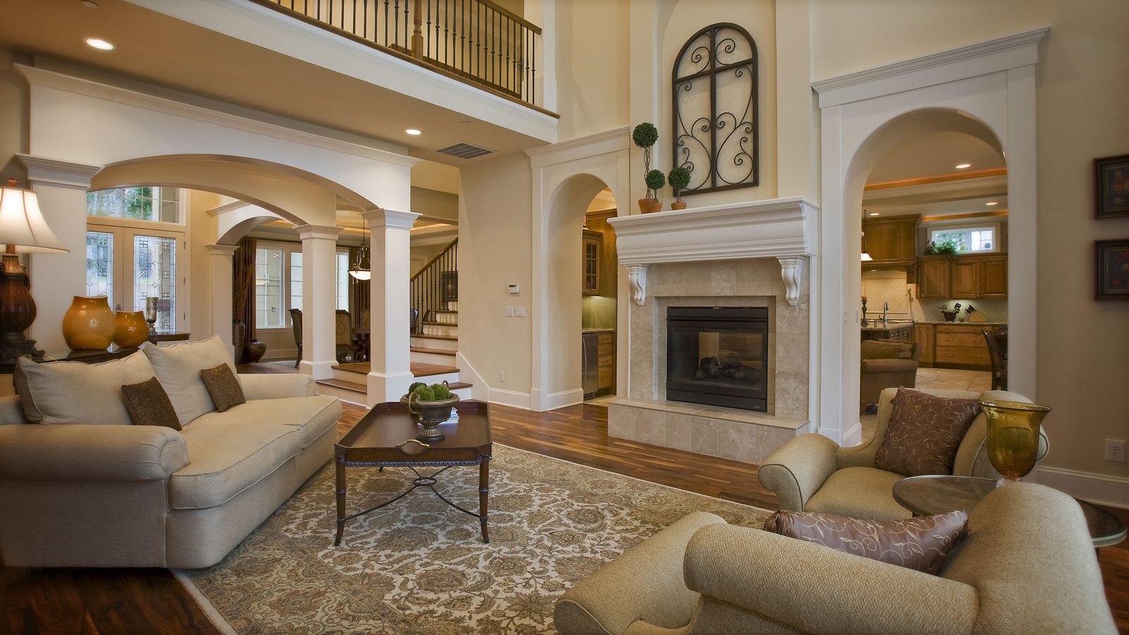 Toronto Real Estate Lifestyle Photo 01