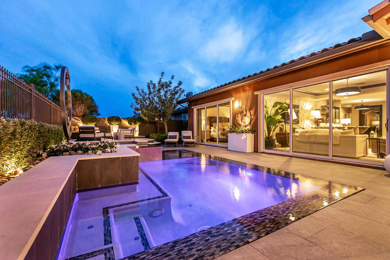 Las Vegas Real Estate Lifestyle Photo 02