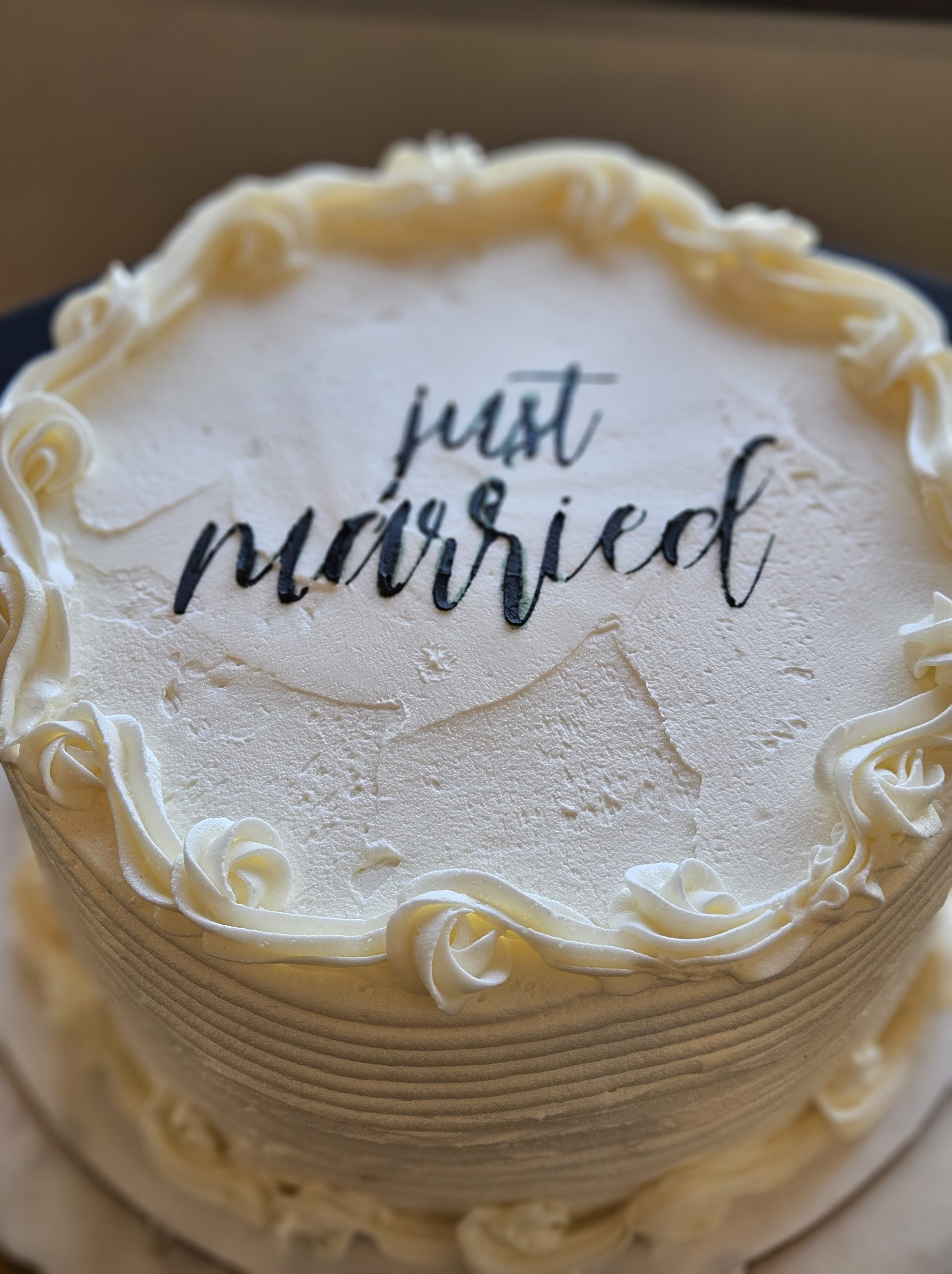 How Much Does a Wedding Actually Cost in Iowa? A 2026 Budget Breakdown