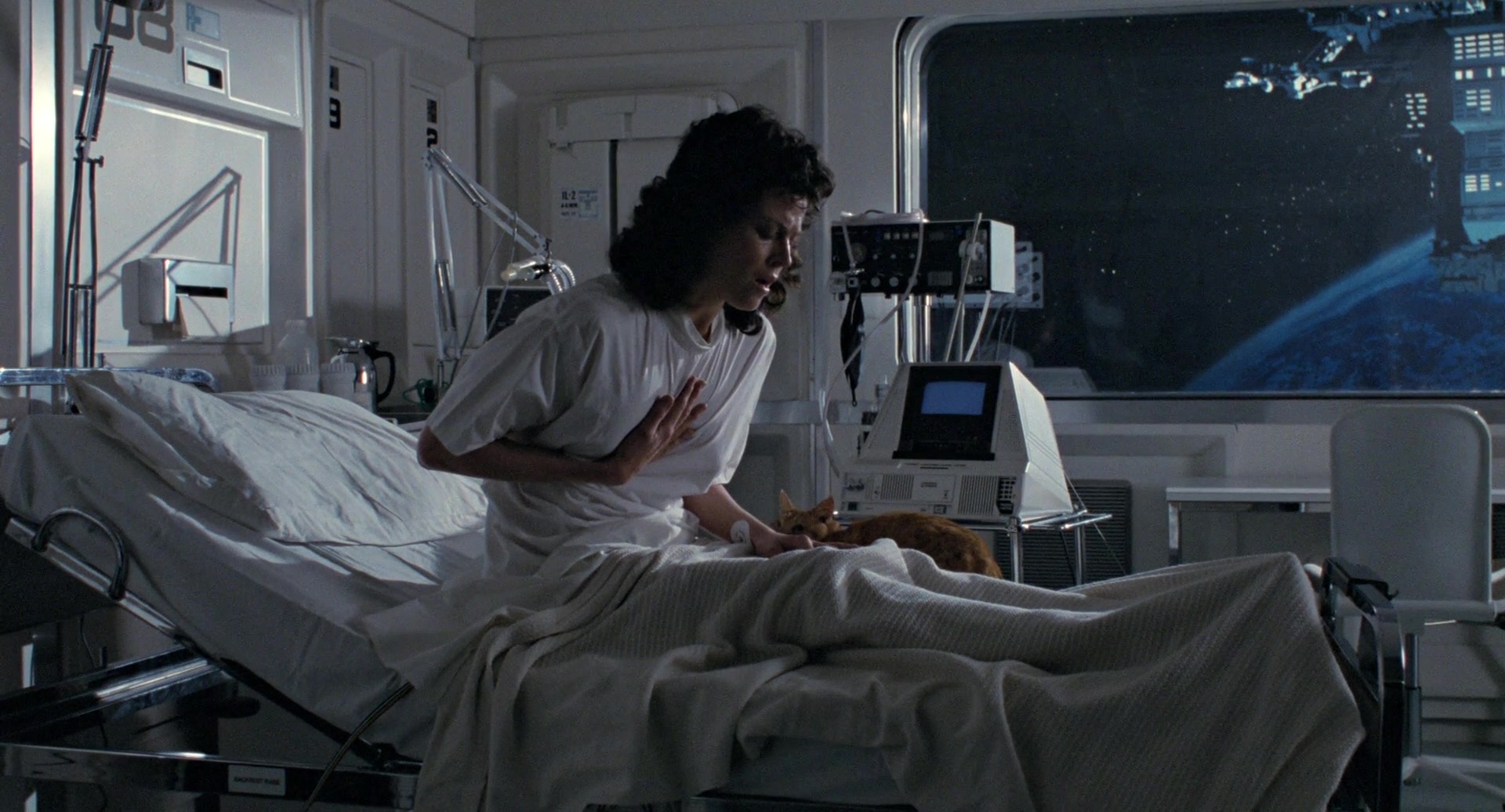 Alien Tampon Full Movie Download