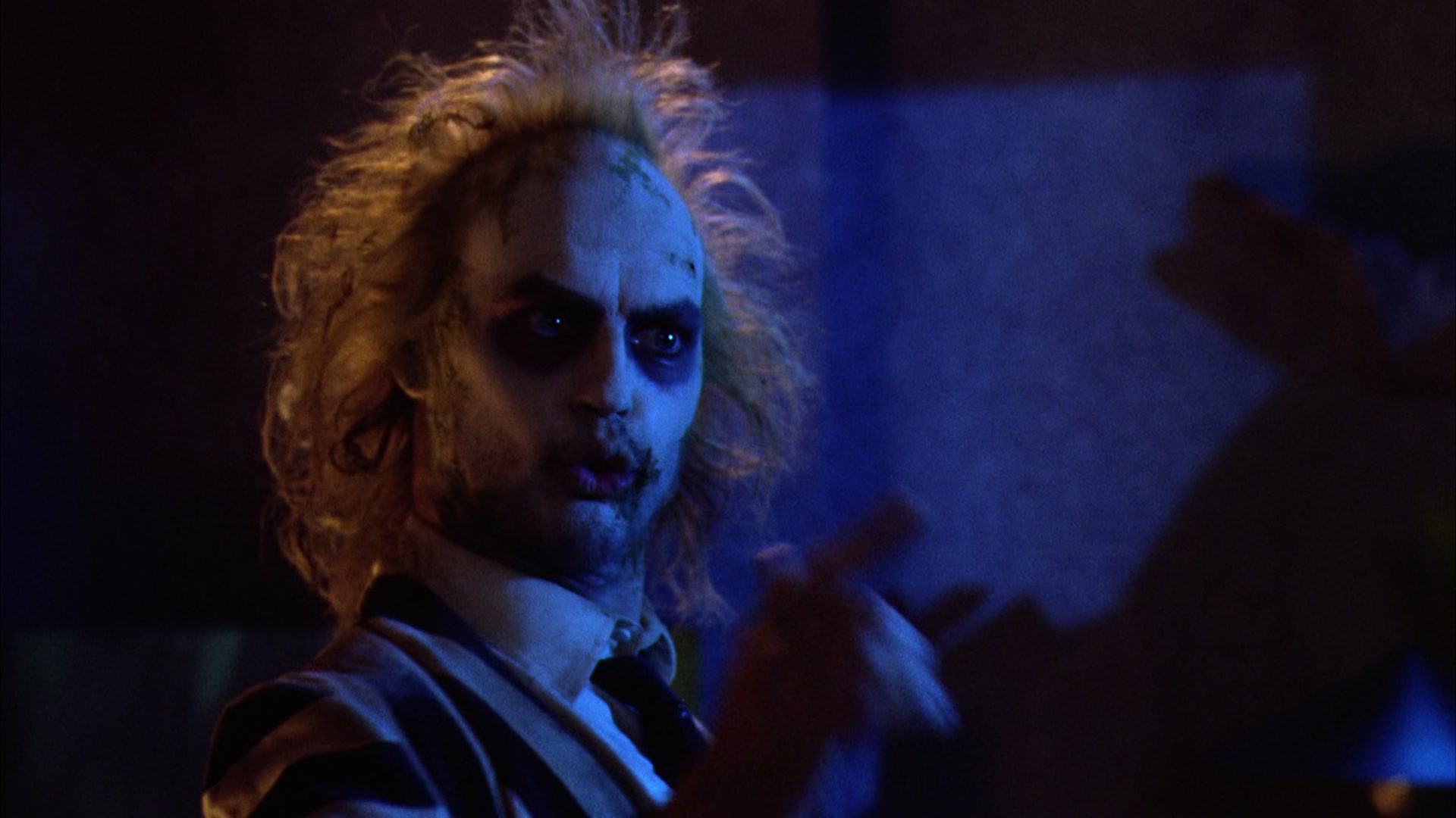 [ cap-that.com ] Beetlejuice > screencap archive