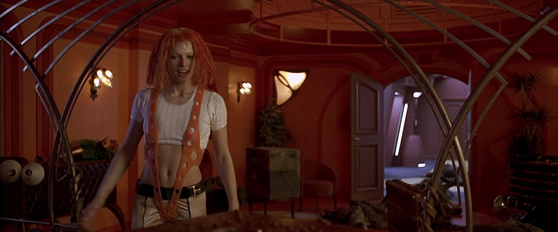 The Fifth Element (1997) .