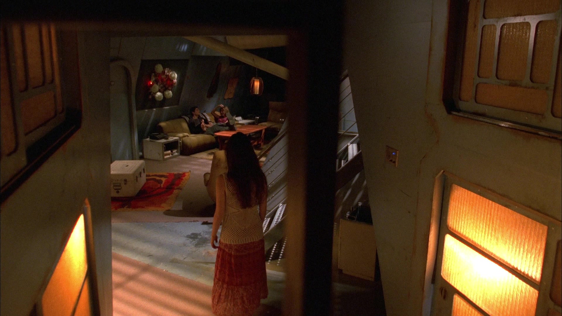 [ cap-that.com ] Firefly 014 Objects in Space > screencap archive