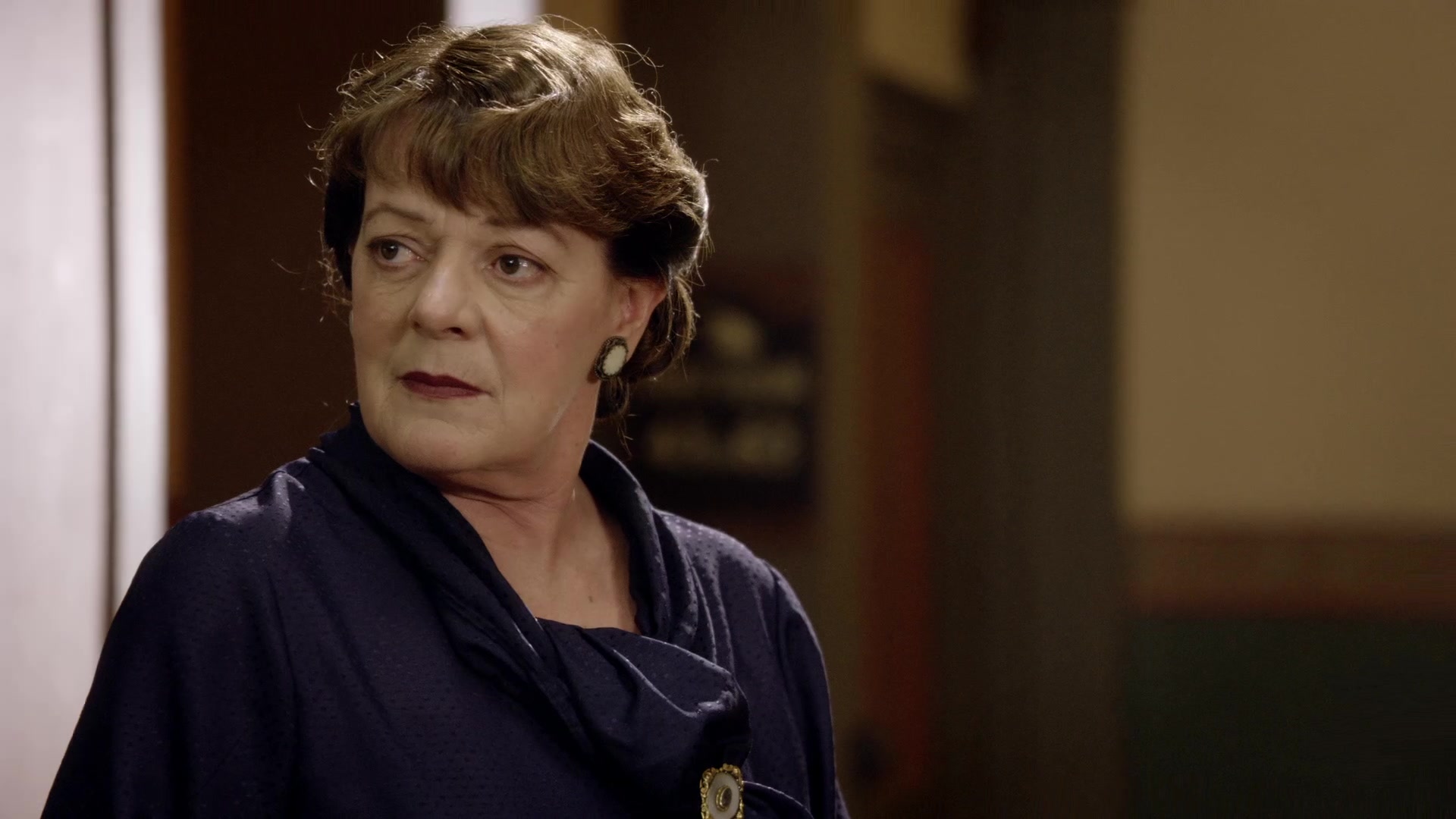 [ cap-that.com ] Miss Fisher's Murder Mysteries 108 Away with the ...