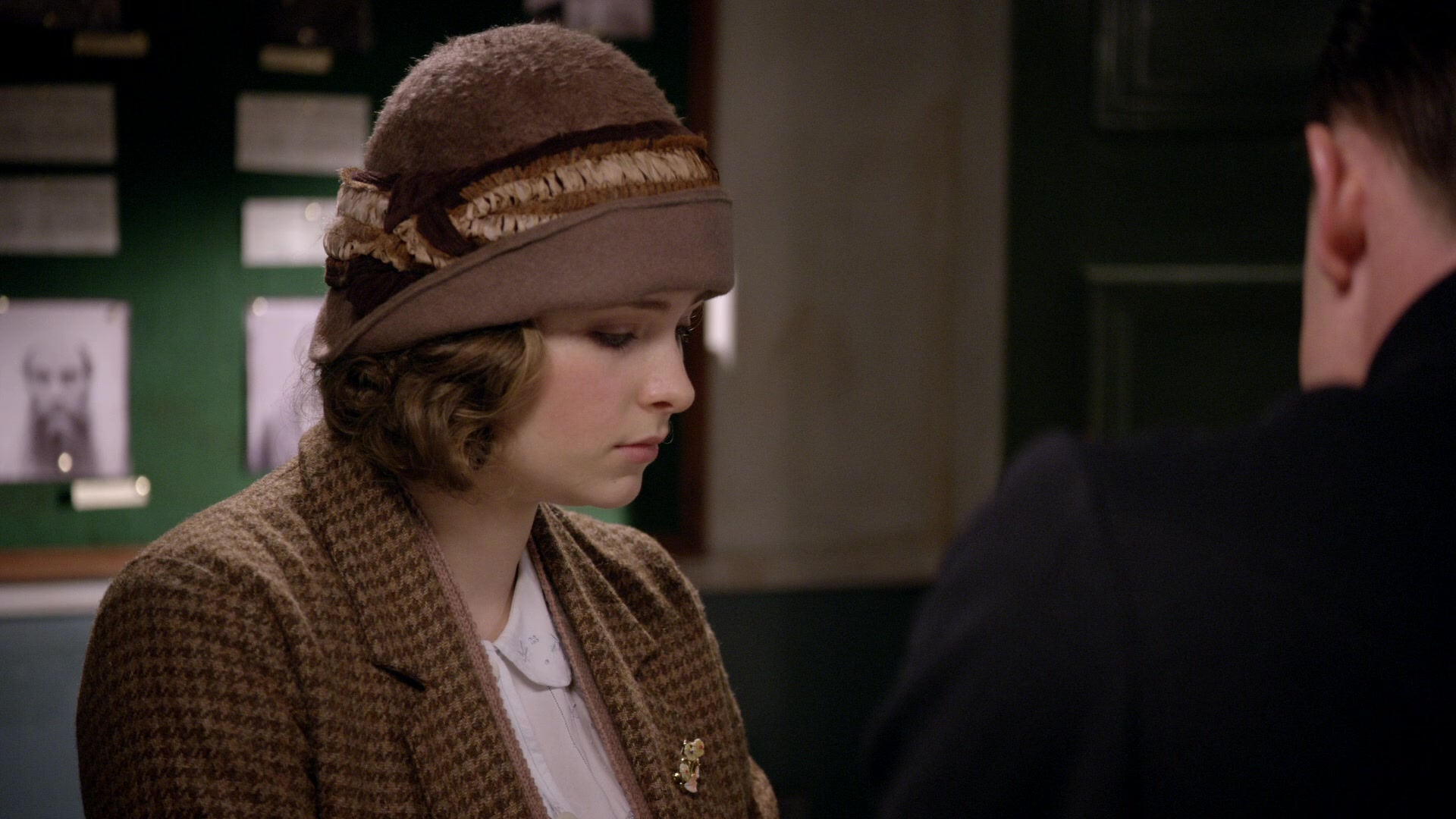 [ cap-that.com ] Miss Fisher's Murder Mysteries 108 Away with the ...
