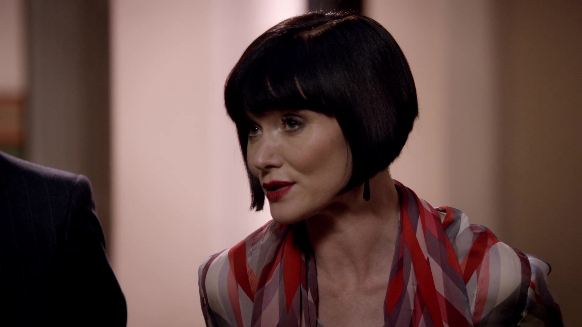 [ cap-that.com ] Miss Fisher's Murder Mysteries 108 Away with the ...