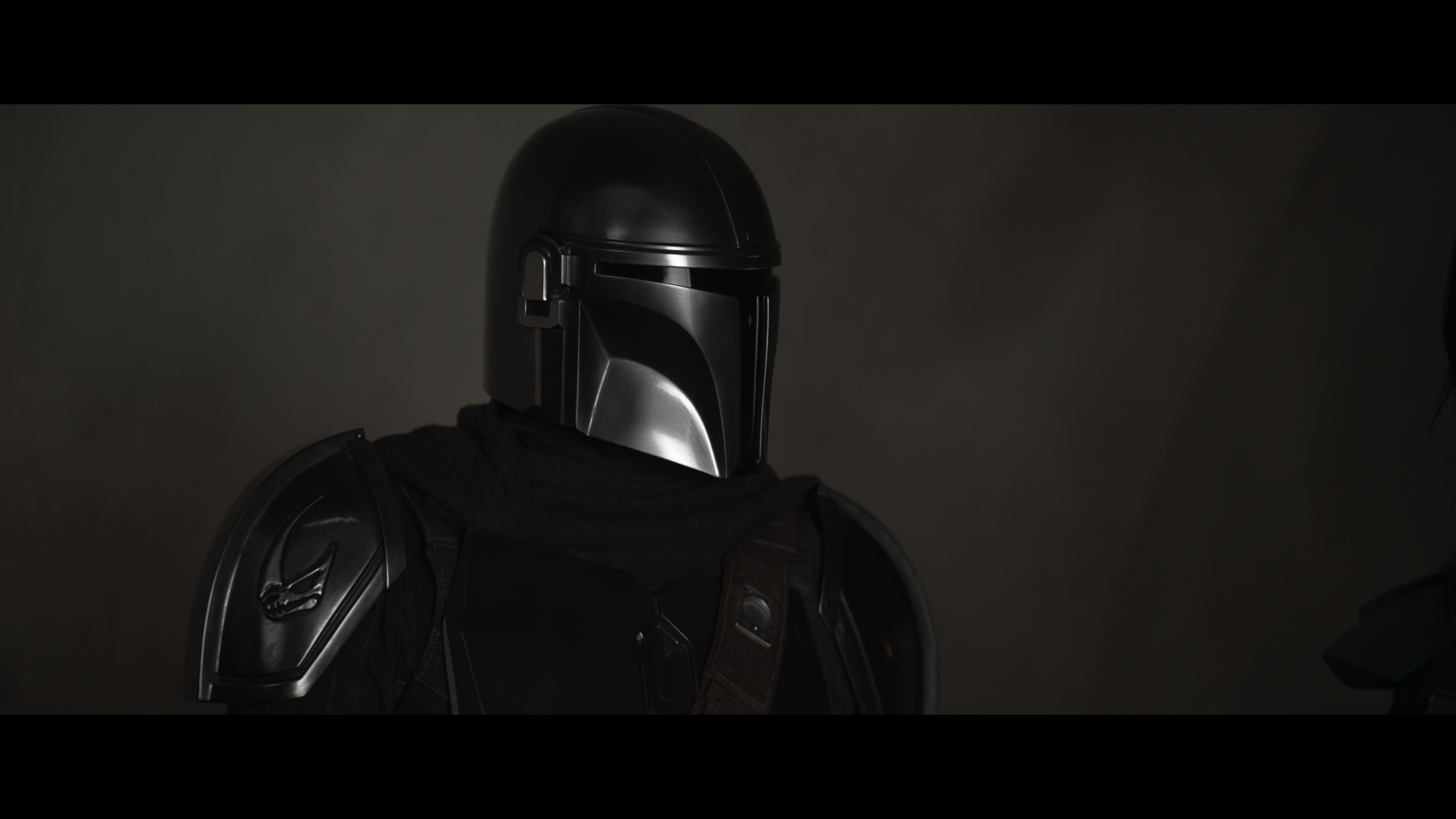 [ cap-that.com ] Star Wars: The Mandalorian 204 Chapter 12: The Siege ...