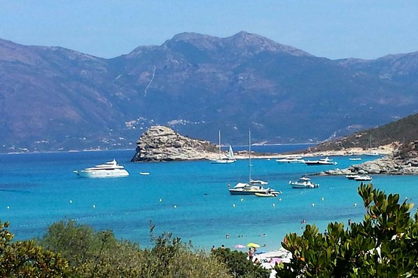 Apa Pulau Terbesar di Mediterania - Corsica