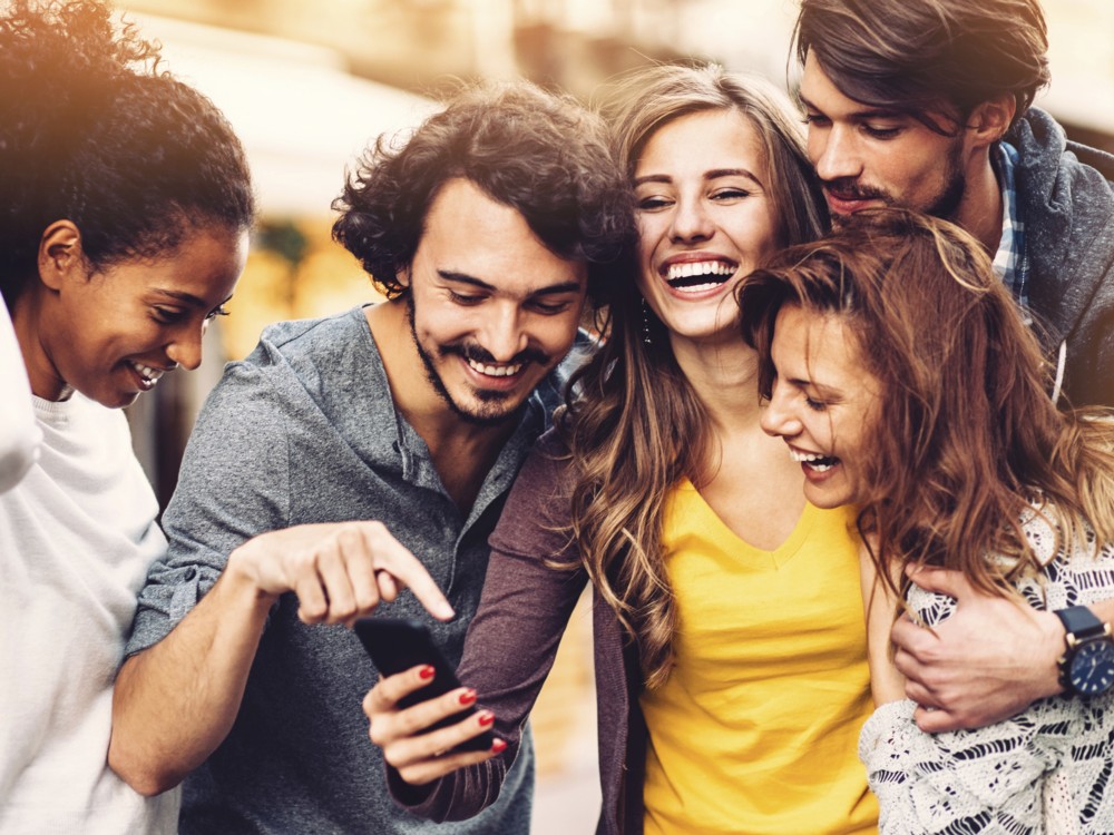 Are you a sociable person? Padeye