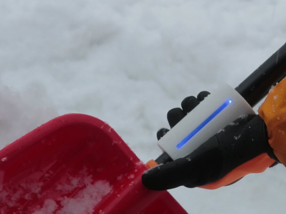 The IoT reaches snow shovels with Dig-Log - Padeye