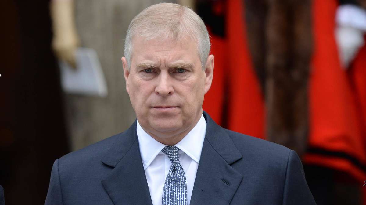 Prince Andrew disappears: will he leave England forever? - Padeye