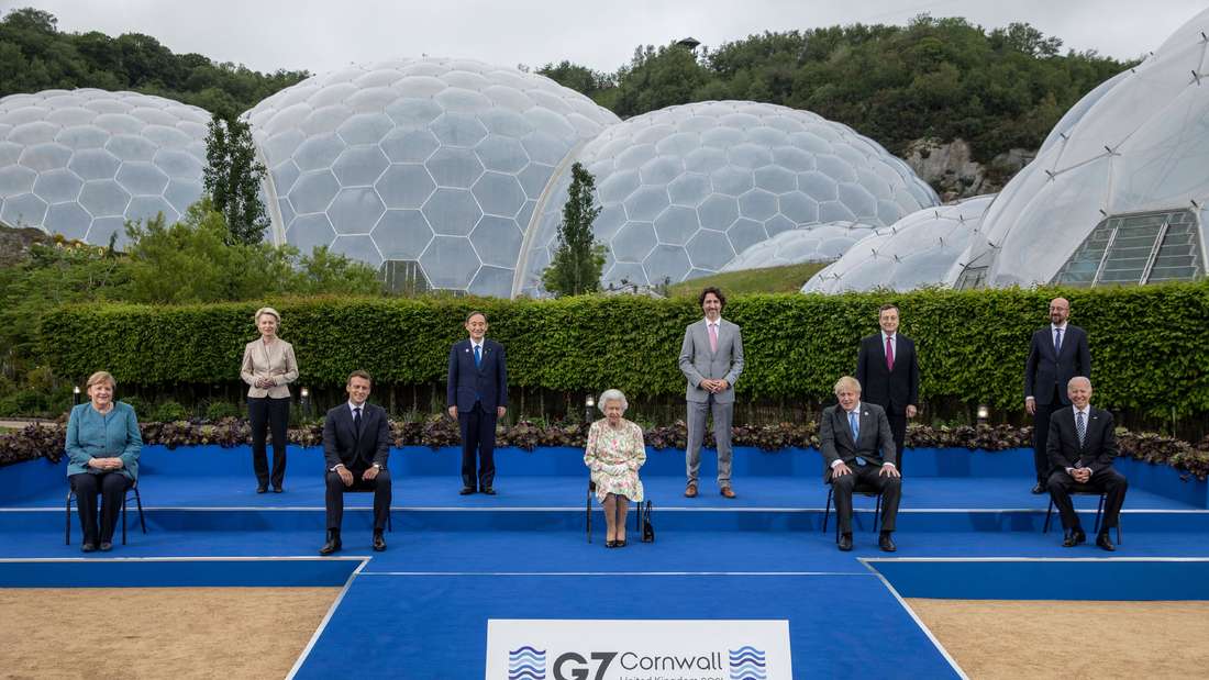 Queen Elizabeth beim G7-Summit in Carbis Bay.