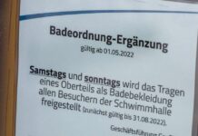 29860062-topless-swimming-for-all-2jfe-1 Oben-ohne-Schwimmen für alle