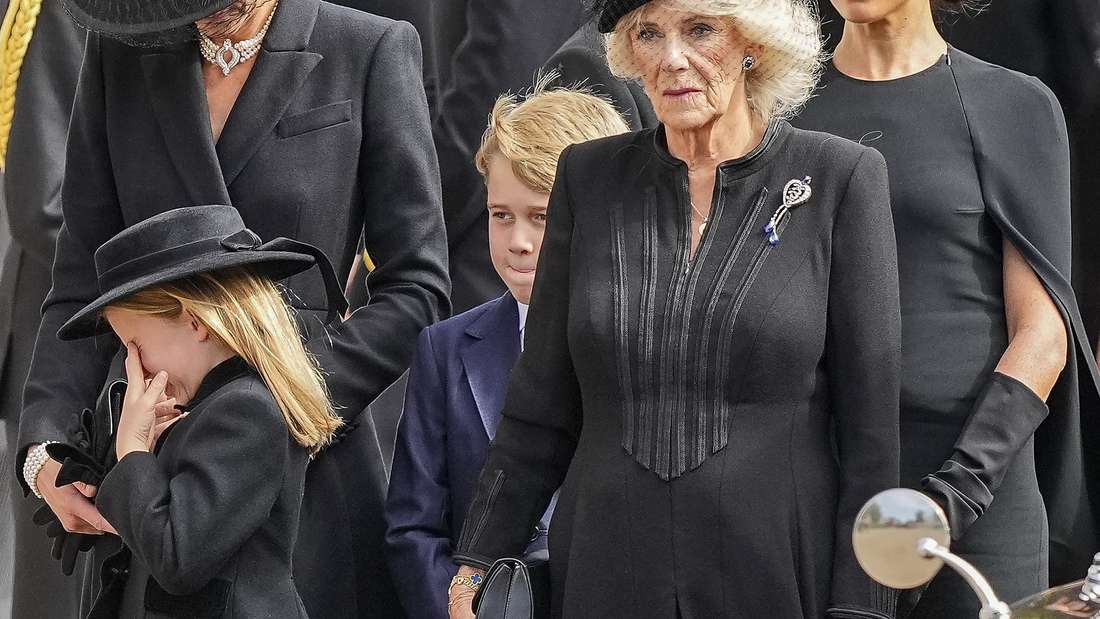 Prinzessin Charlotte weinend beim Staatsbegräbnis von Königin Elizabeth II.