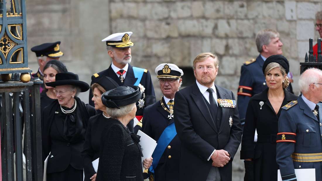 Royale Gäste (v.l.n.r.): Königin Letizia, Königin Margrethe, Königin Silvia, Prinzessin Beatrix, König Carl Gustaf, König Willem-Alexander und Königin Máxima.
