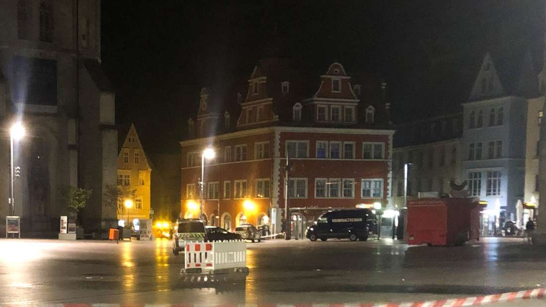29942277-heavy-explosion-on-marketplace-in-halle-1gfe Schwere Explosion auf Marktplatz in Halle