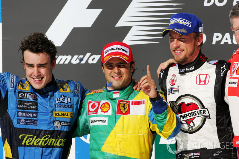 Podio: segundo lugar Fernando Alonso, Renault F1 Team, Ganador de la carrera Felipe Massa, Ferrari,