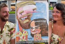 30146476-man-left-and-woman-right-stand-for-caricature-middle-model-sfe-1 Mann links und Frau rechts stehen für Karikatur (Mitte) Modell