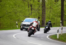 30130839-new-traffic-sign-road-traffic-car-motorcycle-bicycle-70-euro-penalty-point-flensburg-2g18jvxumife-1 Ein neues Straßenschild soll im Verkehr für mehr Sicherheit sorgen – viele kennen es allerdings noch nicht.