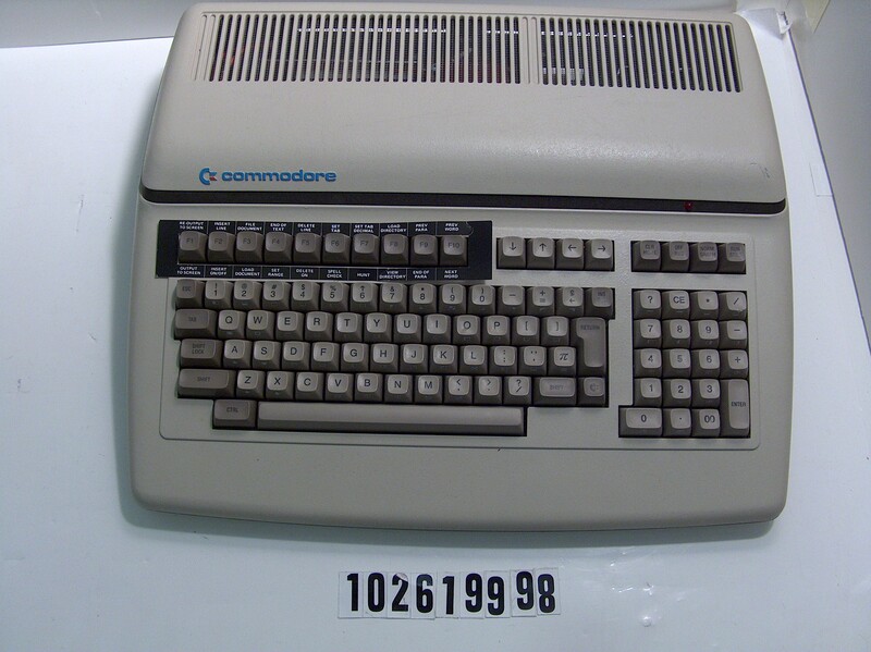 Commodore B128 Microcomputer system unit - Image 2