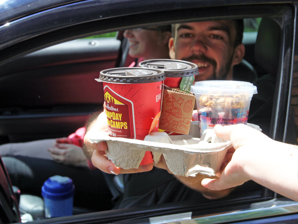 Tim Hortons to close dining rooms, will only provide take-out, drive-thru and delivery