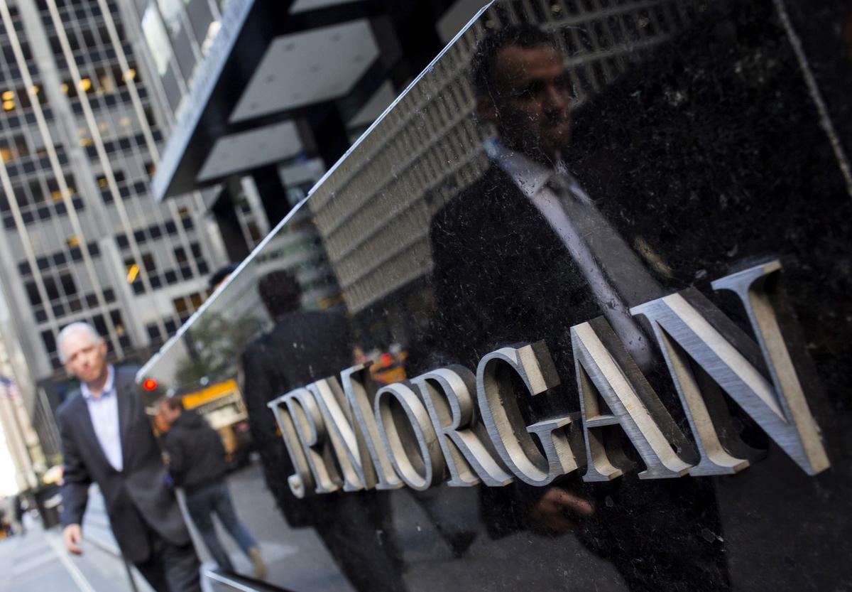 Wells Fargo, BofA and JPMorgan grant overdraft relief as stimulus checks roll in