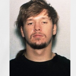 Donnie Wahlberg Celebrity Mugshot Vintage Grunge Look Fan Crewneck Swe