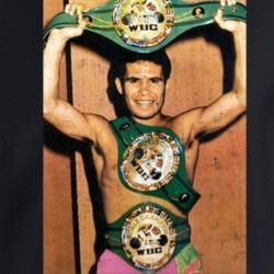 Julio Cesar Chavez Multiple Boxing Champion Fight Vintage Look Fan Cre