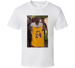 Kyrie Irving Holding Kobe Bryant Jersey In China Basketball Fan T Shir