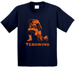 Tebowing Tim Tebow Denver Qb Football Pray Jesus Toddler Youth Kids T Shirt