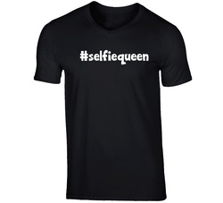 #selfiequeen T Shirt