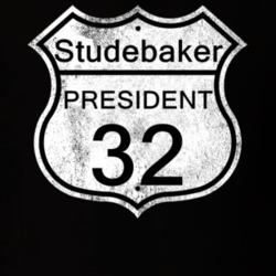 Highway Route Sign 1932 Studebaker President Distressed T Shirt