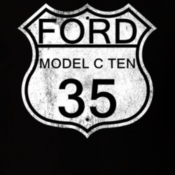 Highway Route Sign 1935 Model C Ten Distressed T Shirt
