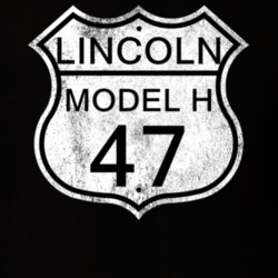 Highway Route Sign 1947 Lincoln Model H Distressed T Shirt