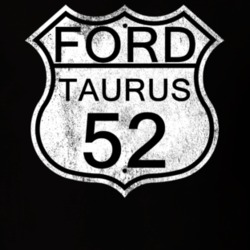 Highway Route Sign 1952 Taurus Distressed T Shirt