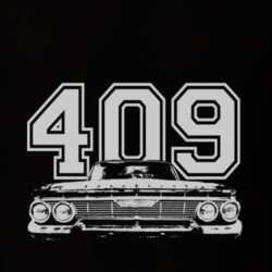 1961 CHEVY IMPALA SS Grill White Graphic Engine Size T Shirt