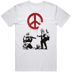 Soldiers Painting Peace Banksy Street Art Graffiti Painting  Fan T Shi