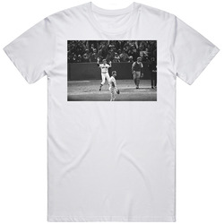 Carlton Fisk Waving Fair T Shirt