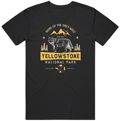 Yellowstone National Park Grey Wolf Unisex Classic T Shirt