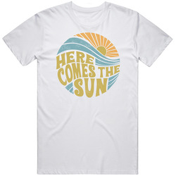 Summer Here Comes The Sun Vintage Unisex Cotton Classic T Shirt