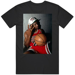 Michael Jordan 3 Championships Rings Basketball Fan T Shirt