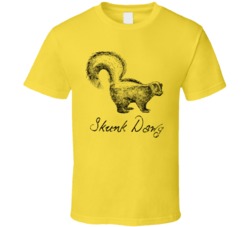 Skunk Dawg Cannabis Ganja Marijuana Strain Smoking Fan T Shirt