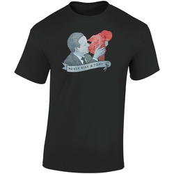 Cameron Taylor England Never Kiss A Tory Retro Graphic Unisex Soft Cotton Black T Shirt