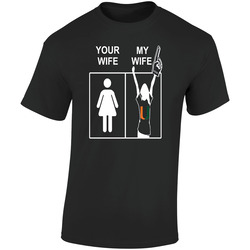 University of Miami Hurricane's T Shirt Sports Football Tee Your Mum My Mum Funny Sporting Unisex Apparel  Retro Graphic Unisex Soft Cotton Black T Shirt