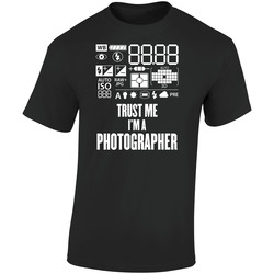 Trust Me I'm A Photographer Funny Photography Retro Graphic Unisex Soft Cotton Black T Shirt