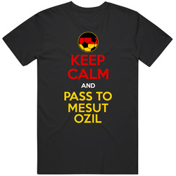 Keep Calm And Pass To Mesut Ozil Germany Futbol Soccer Euro 2016 Retro Graphic Unisex Cotton Black T Shirt